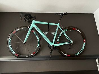 Used Bianchi Specialissima CV Ultraleggera SRAM RED 2018 2018 Road & Gravel