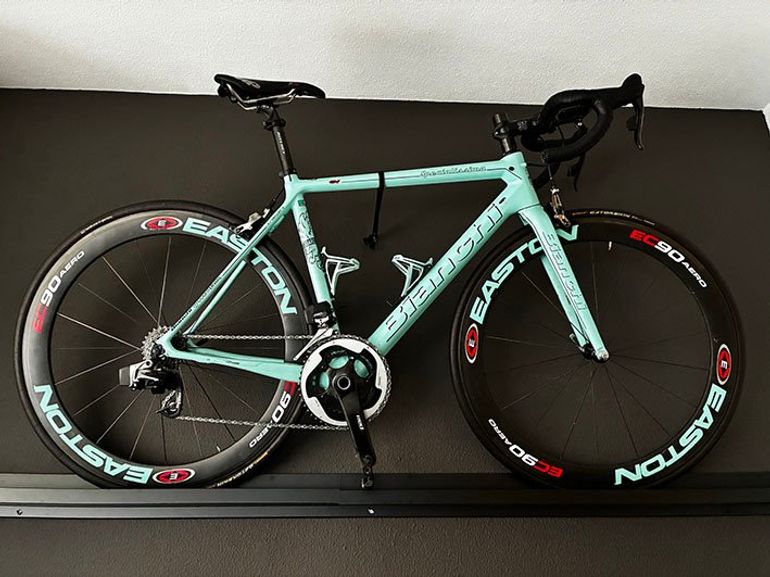 Used Bianchi Specialissima CV Ultraleggera SRAM RED 2018 2018 Road & Gravel, Green — image 2 of 4