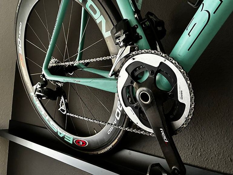 Used Bianchi Specialissima CV Ultraleggera SRAM RED 2018 2018 Road & Gravel, Green — image 3 of 4