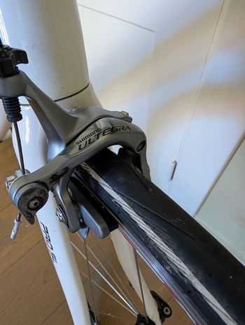 Used Red Bull (Rose) Red Bull (Rose) Custom Shimano Ultegra 2010 Road & Gravel, Blanco — image 6 of 7