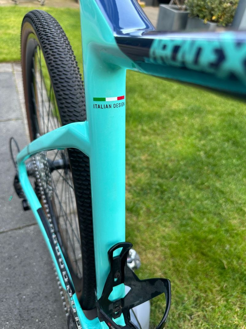Used Bianchi Arcadex Ekar 2023 2023 Road & Gravel, Blue — image 4 of 8