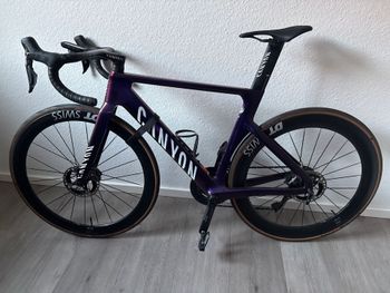 Used Canyon Aeroad CFR Di2 2023 2023 Road & Gravel, Violett — image 2 of 13