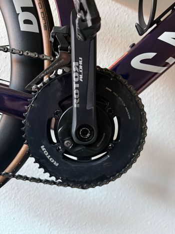 Used Canyon Aeroad CFR Di2 2023 2023 Road & Gravel, Violett — image 12 of 13