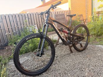 Used Nukeproof Mega 290 Carbon Frame 2024 2024 Mountainbike, Schwarz, 29 — image 4 of 5