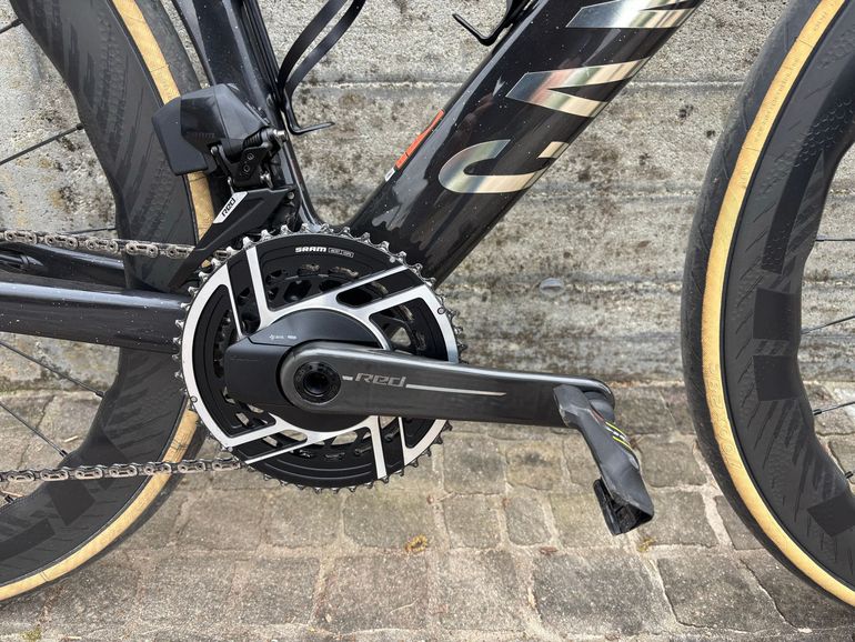 Used Canyon Aeroad CFR AXS 2025 2025 Road & Gravel — image 7 of 7
