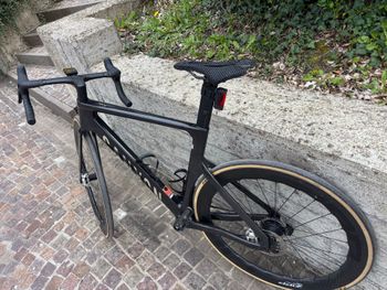 Used Canyon Aeroad CFR AXS 2025 2025 Road & Gravel — image 4 of 7