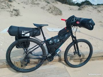 Used Genesis Longitude 2020 Mountainbike, Black — image 3 of 4