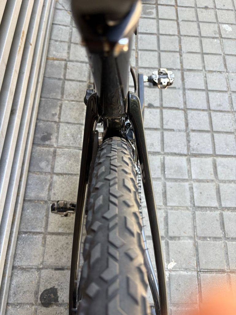 Used Cannondale Topstone Carbon 3 2024 2024 Road & Gravel, Negro — image 9 of 11