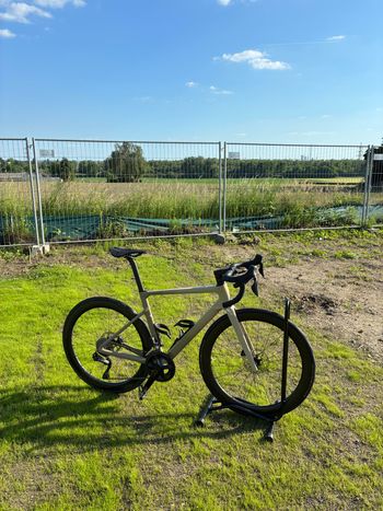 Used Rose Xlite 04 105 Di2 Advanced 2025 2025 Road & Gravel — image 10 of 10