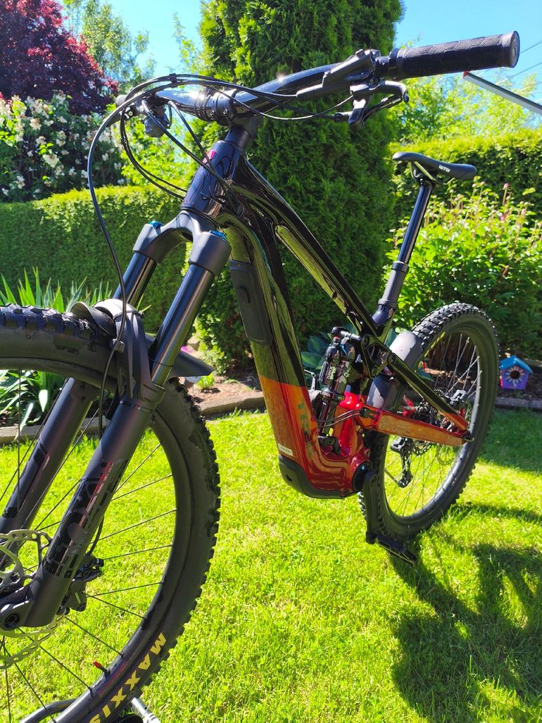 Used Trek Slash+ 9.7 SLX/XT 2025 2025 Mountainbike — image 7 of 10