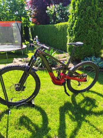Used Trek Slash+ 9.7 SLX/XT 2025 2025 Mountainbike — image 8 of 10