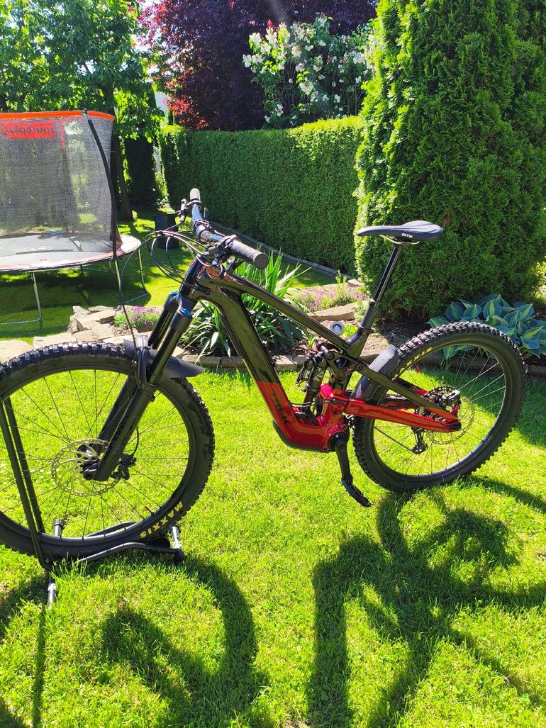 Used Trek Slash+ 9.7 SLX/XT 2025 2025 Mountainbike — image 8 of 10