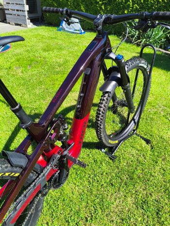 Used Trek Slash+ 9.7 SLX/XT 2025 2025 Mountainbike — image 4 of 10