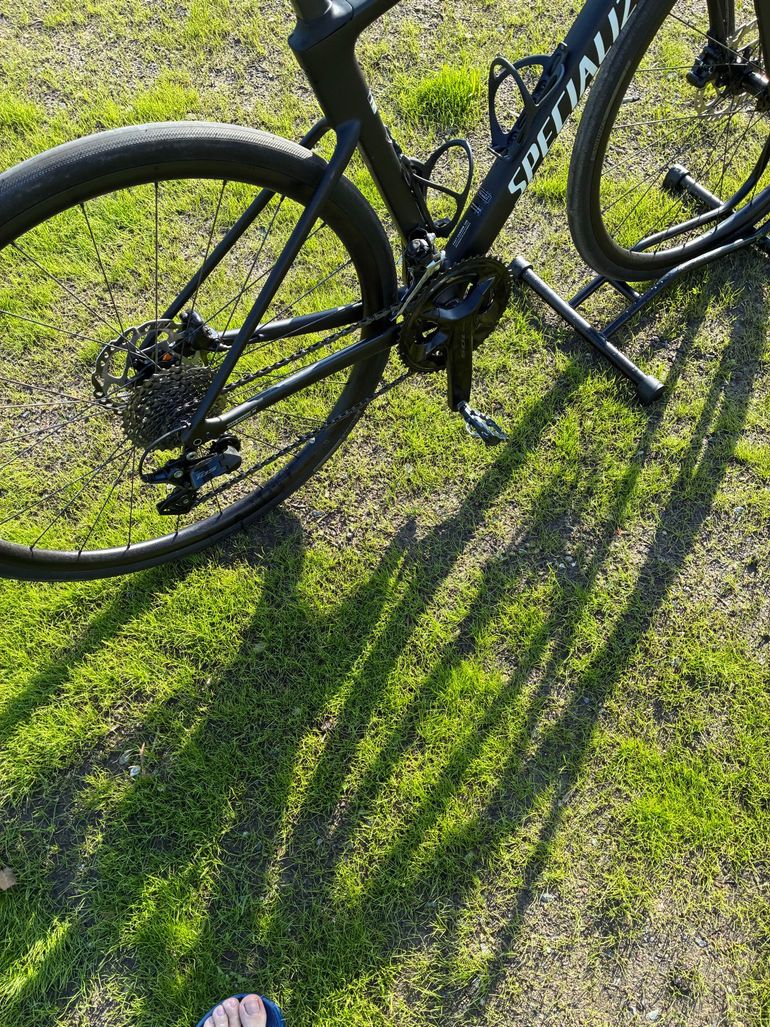 Used Specialized Roubaix SL8 Sport - Shimano 105 2025 2025 Road & Gravel — image 6 of 6