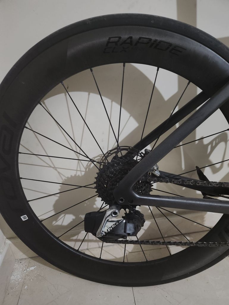 Used Specialized S-Works Tarmac SL7 - SRAM Red eTap AXS 2022 2022 Road & Gravel — image 4 of 7