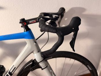 Used CUBE CROSS RACE C:62 SL 2022 2022 Road & Gravel, Light Gray — image 4 of 6