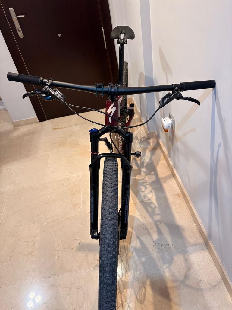 Used Specialized Epic Comp 2022 2022 Mountainbike — image 3 of 4