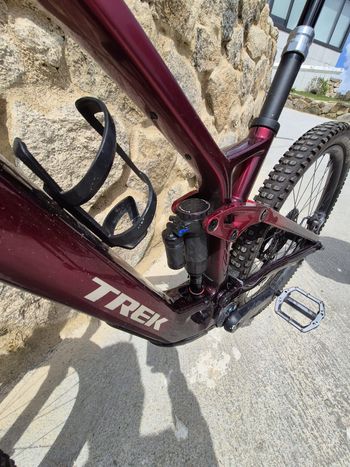 Used Trek Fuel EXe 9.8 GX AXS 2023 2023 Mountainbike — image 12 of 16