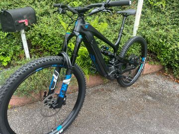 Gebrauchtes YT Industries Decoy CORE 3 MX 2024 2024 Mountainbike, Schwarz, 29, 27.5 — Bild 1 von 6