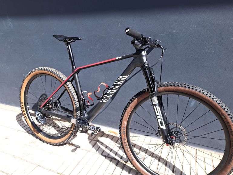 Used Canyon Exceed CF SLX 9 2021 2021 Mountainbike, Schwarz, 29 — image 10 of 10
