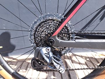 Gebrauchtes Canyon Exceed CF SLX 9 2021 2021 Mountainbike, Schwarz, 29 — Bild 3 von 10
