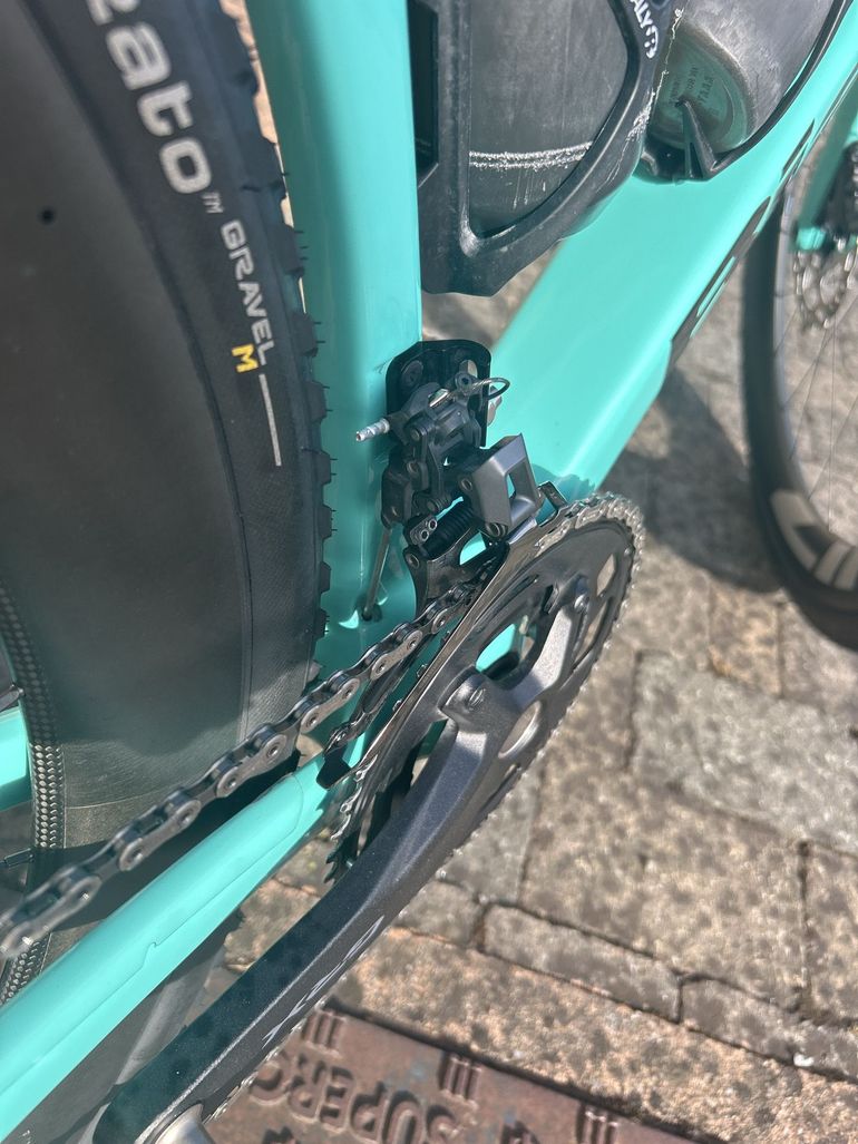 Used Bianchi Impulso Shimano GRX 2024 Road & Gravel, Blue — image 9 of 9