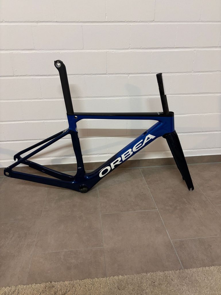 Used Orbea ORCA OMX 2023 Frameset 2023 Road & Gravel — image 1 of 5