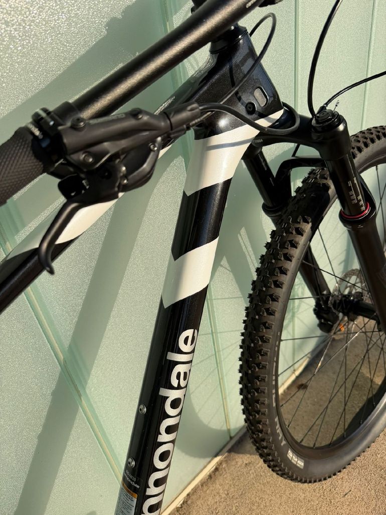 Used Cannondale F-Si Carbon 5 2020 2020 Mountainbike, Negro — image 13 of 21