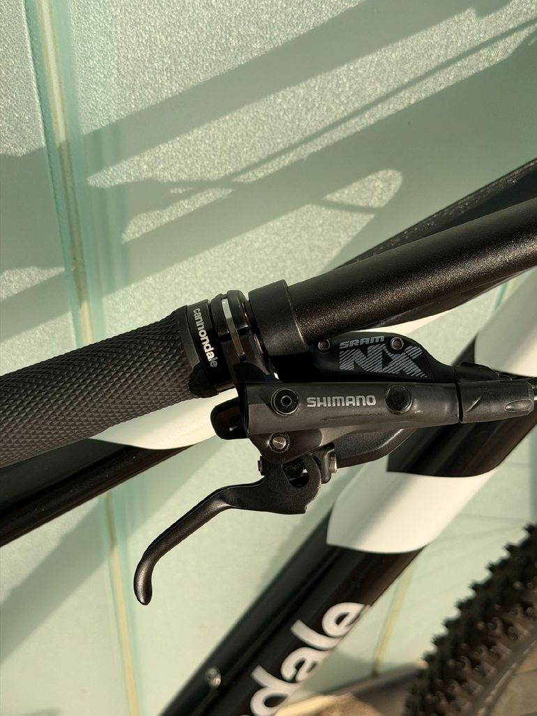Used Cannondale F-Si Carbon 5 2020 2020 Mountainbike, Negro — image 15 of 21