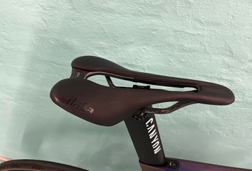 Canyon Aeroad CFR Di2 2024 2024 Road & Gravel d'occasion — image 5 sur 8