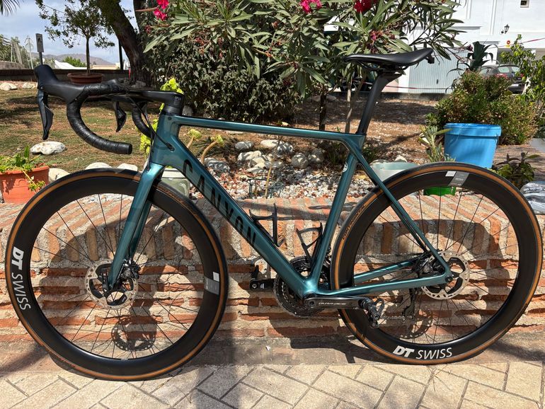 Used Canyon Ultimate CF SLX 9 Disc Di2 2023 2023 Road & Gravel, Verde — image 13 of 13