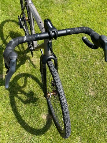 Used Rondo Ruut AL3 2024 2024 Road & Gravel, Hellgrau — image 5 of 10