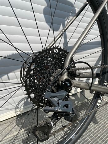 Used Rondo Ruut AL3 2024 2024 Road & Gravel, Hellgrau — image 3 of 10