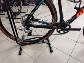 Used Giant TCX, Advanced Pro 2 2022 2022 Road & Gravel — image 4 of 4