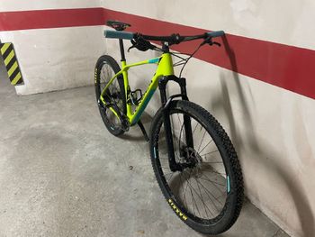 Used Orbea ALMA M50-EAGLE 2018 2018 Mountainbike, Green, 27.5, 29 — image 3 of 4