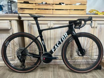 Used Factor Ostro Gravel Frameset Premium 2025 Frameset 2025 Road & Gravel — image 2 of 4