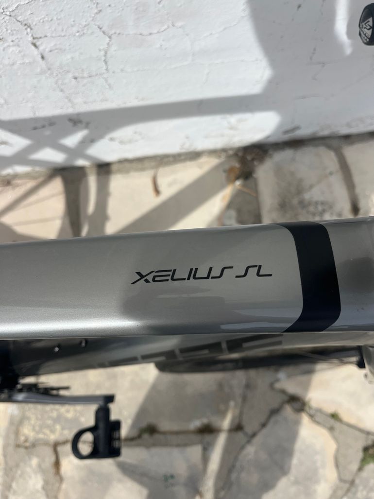 Used Lapierre Xelius SL 7.0 2024 2024 Road & Gravel, Light Gray — image 3 of 6