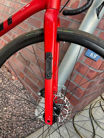 Used Giant Revolt 1 2024 2024 Road & Gravel, Red — image 24 of 32