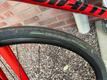 Used Giant Revolt 1 2024 2024 Road & Gravel, Red — image 22 of 32