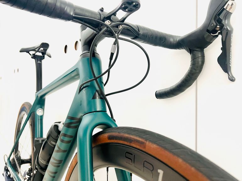 Used Canyon Endurace CF SL 8 Disc 2021 2021 Road & Gravel — image 2 of 8