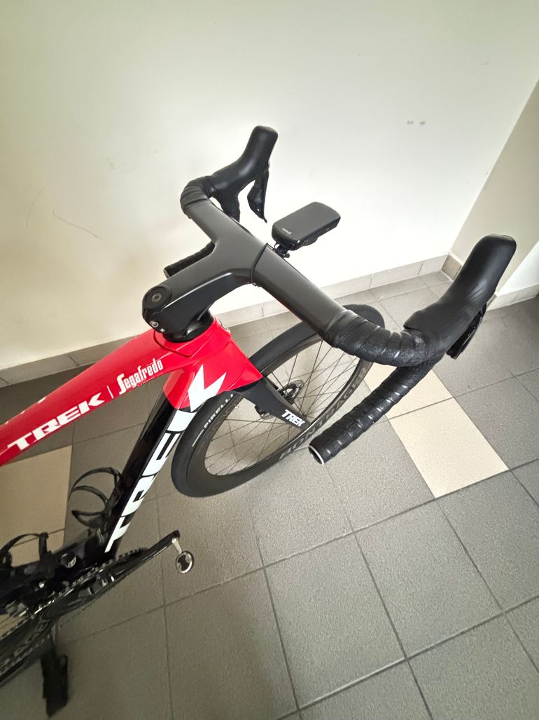 Used Trek Émonda SLR 9 2022 2022 Road & Gravel, Blau — image 2 of 12