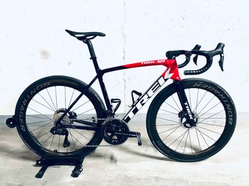 Used Trek Émonda SLR 9 2022 2022 Road & Gravel