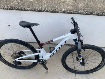 Used Scott Spark RC Team 2023 2023 Mountainbike, Blanco — image 3 of 3
