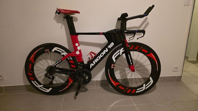 Used Argon 18 E119 Shimano Ultegra Di2 2020 Road & Gravel, Red — image 1 of 16