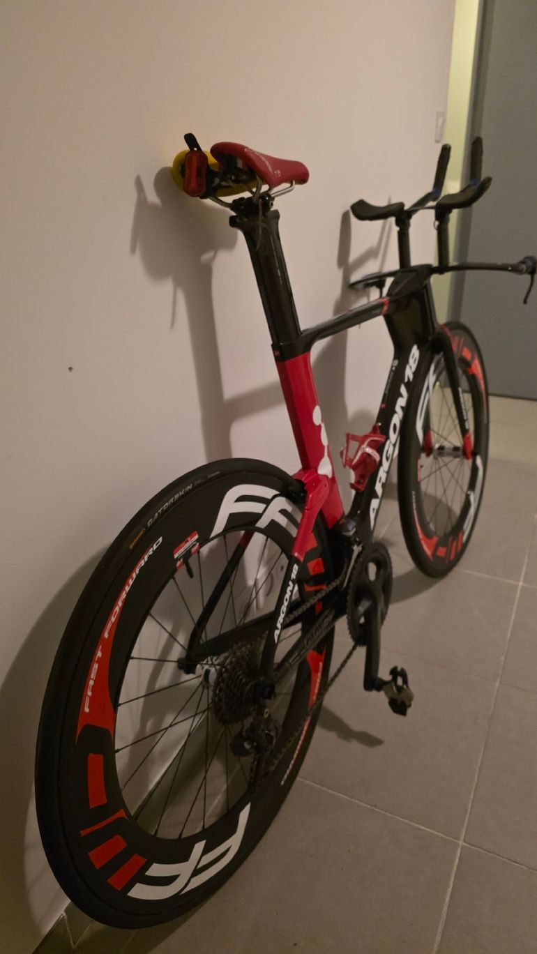 Used Argon 18 E119 Shimano Ultegra Di2 2020 Road & Gravel, Red — image 3 of 16