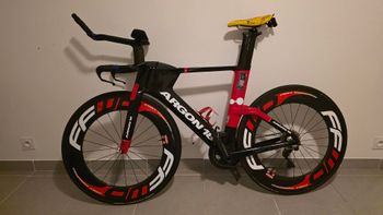 Used Argon 18 E119 Shimano Ultegra Di2 2020 Road & Gravel, Red — image 2 of 16