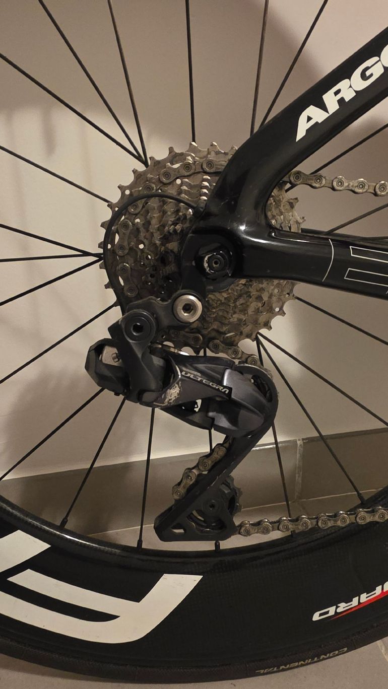 Used Argon 18 E119 Shimano Ultegra Di2 2020 Road & Gravel, Red — image 10 of 16