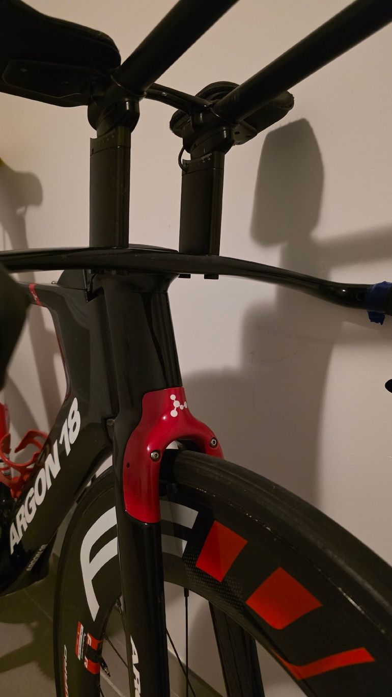Used Argon 18 E119 Shimano Ultegra Di2 2020 Road & Gravel, Red — image 6 of 16