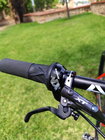 Used Specialized Stumpjumper SRAM GX 2016 Mountainbike, Red — image 6 of 12