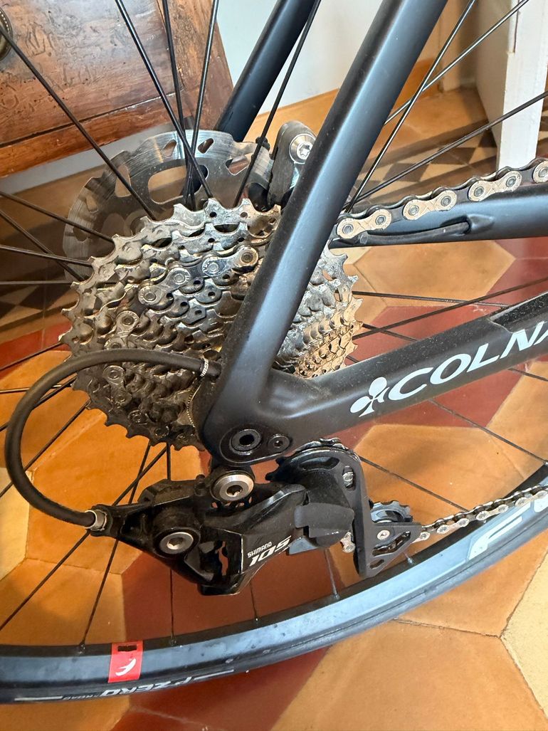 Used Colnago V3 Disc 105 Bike 2022 2022 Road & Gravel, Black — image 6 of 12